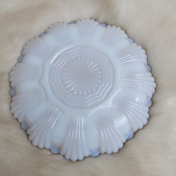 Milk glass vintage devil egg platter wht/gold 12egg serving dish scallop trim - Picture 2 of 2